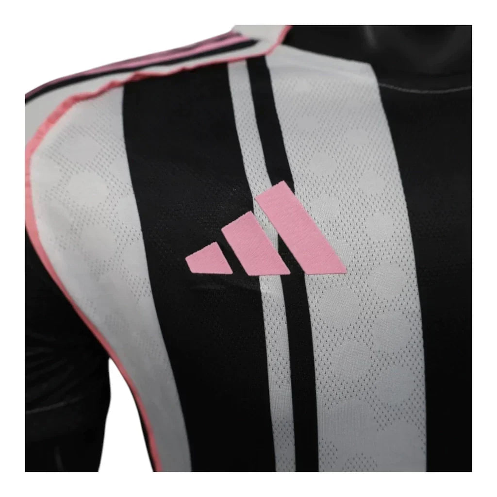 Juventus Home 25/26 Jersey - Player Version